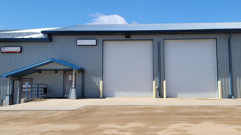 1910 50th St W, Williston, ND for sale - Building Photo - Image 1 of 1