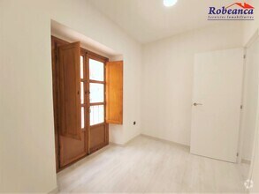 Office in Ávila, Ávila for lease Interior Photo- Image 1 of 4