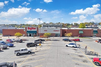 More details for Hy-Vee Investment Portfolio – Retail for Sale, Des Moines, IA