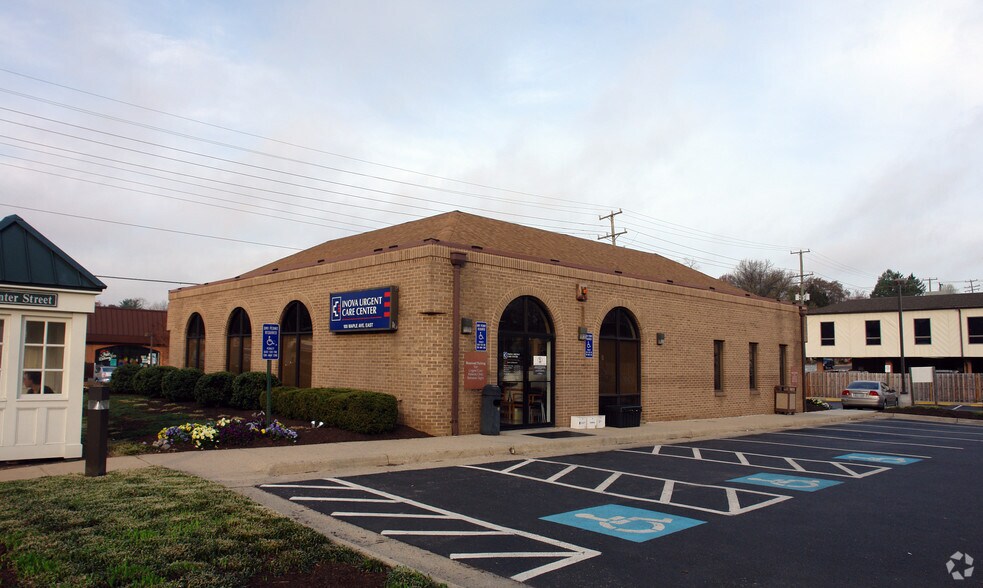 100 Maple Ave E, Vienna, VA for sale - Primary Photo - Image 1 of 1