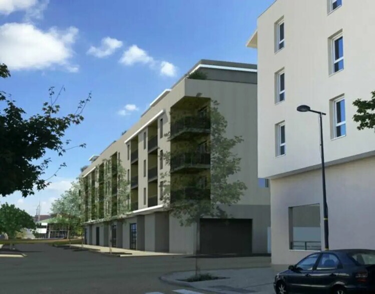 Retail in Villefontaine for sale - Building Photo - Image 1 of 10