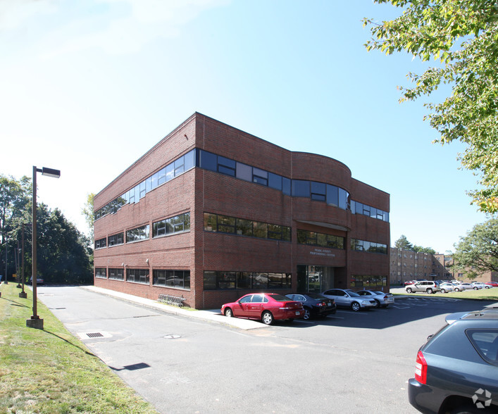 35 Pearl St, New Britain, CT for lease - Primary Photo - Image 1 of 8