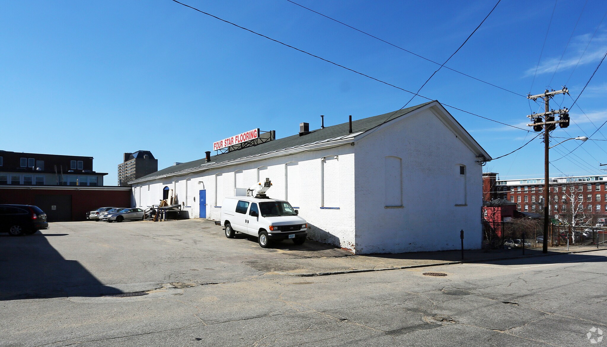 52 Dow St, Manchester, NH for sale Primary Photo- Image 1 of 1