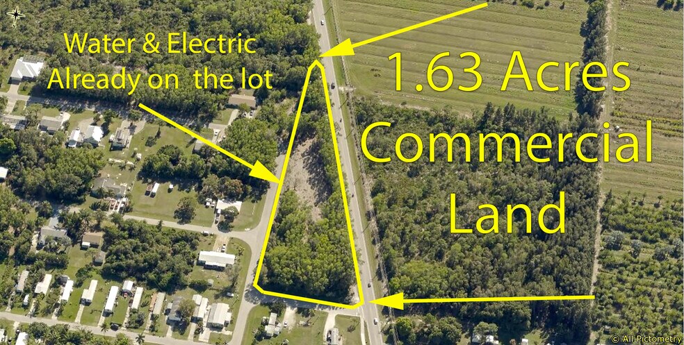 11100 Stringfellow Rd, Bokeelia, FL for sale - Building Photo - Image 1 of 1