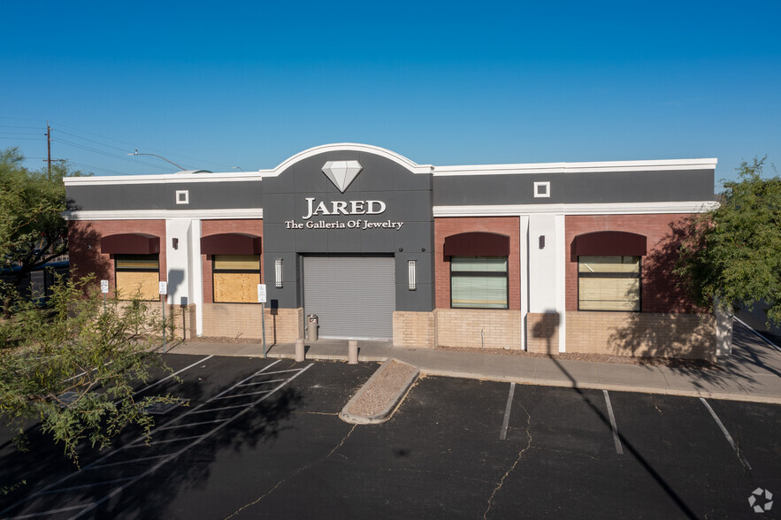 5955 E Broadway Blvd, Tucson, AZ for lease - Building Photo - Image 3 of 9