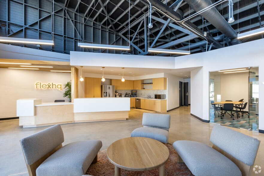 3040 E 12th St, Los Angeles, CA for lease - Lobby - Image 3 of 20