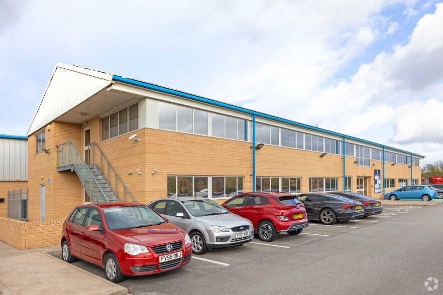 Randall Park Way, Retford for lease - Building Photo - Image 3 of 3