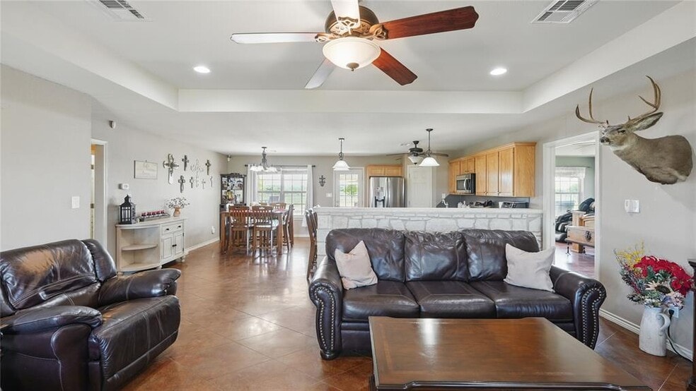 310 Hatter Dr, Moody, TX for sale - Building Photo - Image 2 of 38