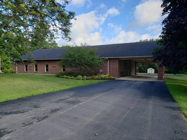 11650 Big Tree Rd, East Aurora, NY for lease - Primary Photo - Image 1 of 11