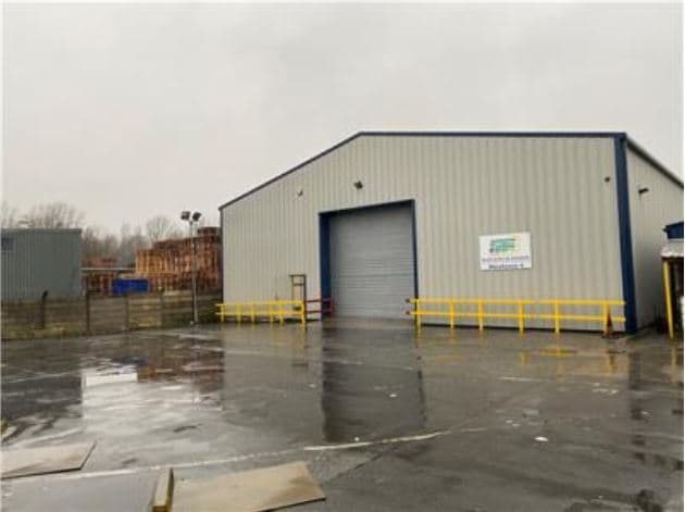 Outram Rd, Dukinfield for sale - Primary Photo - Image 1 of 1