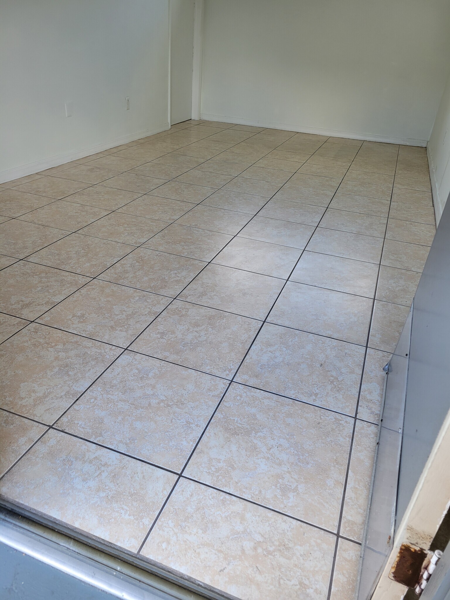 3780 Kori Rd, Jacksonville, FL for lease Interior Photo- Image 1 of 3