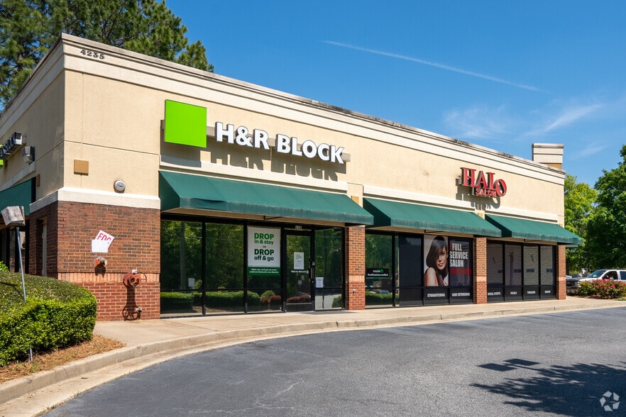 4235 Merchants Walk Dr, Marietta, GA for lease - Building Photo - Image 2 of 6