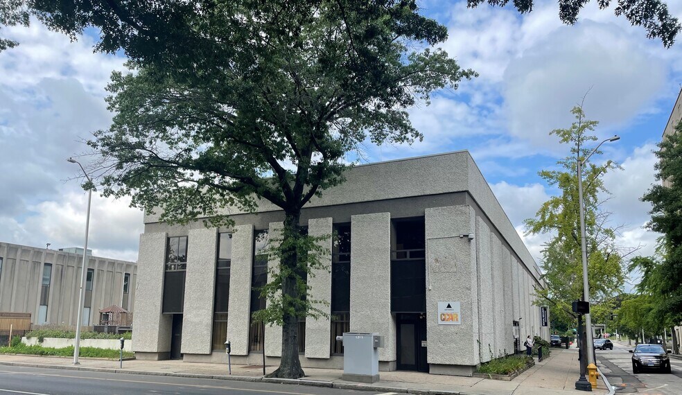 430 State St, Bridgeport, CT for sale - Building Photo - Image 1 of 1