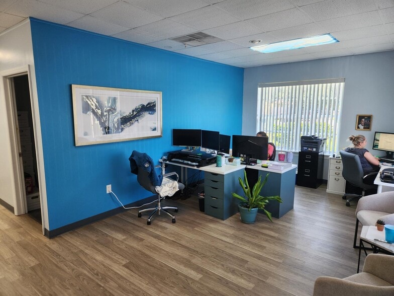 1153 Main St, Dunedin, FL for lease - Building Photo - Image 2 of 8