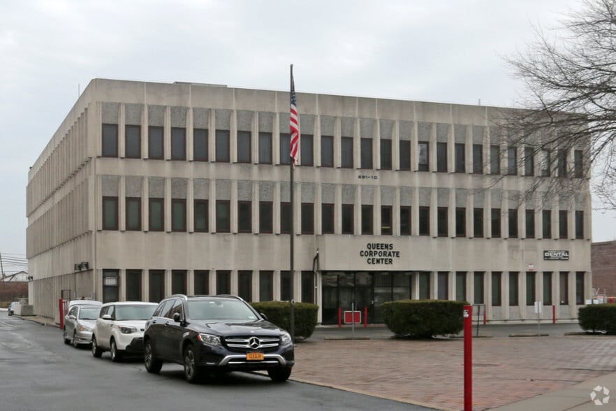 221-10 Jamaica Ave, Queens Village, NY for lease - Building Photo - Image 3 of 3