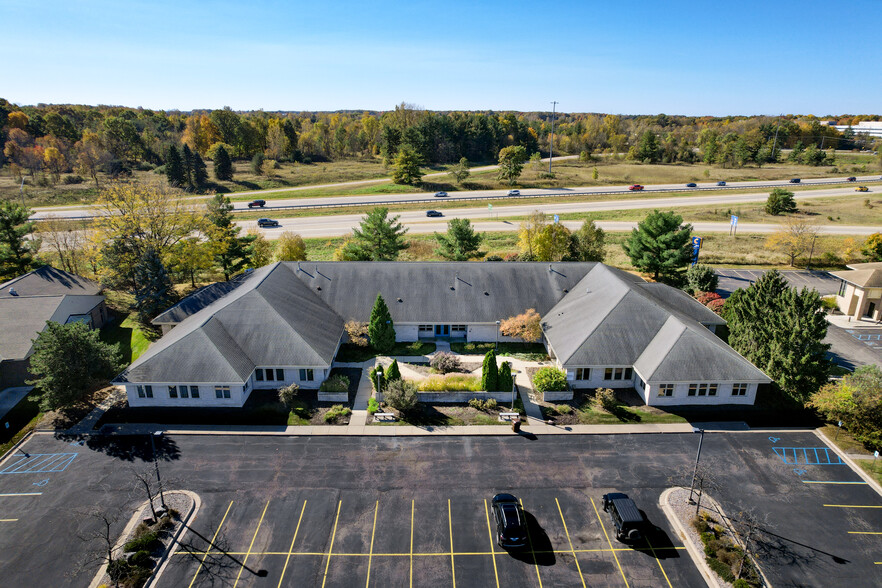 2175 University Park Dr, Okemos, MI for sale - Building Photo - Image 1 of 15