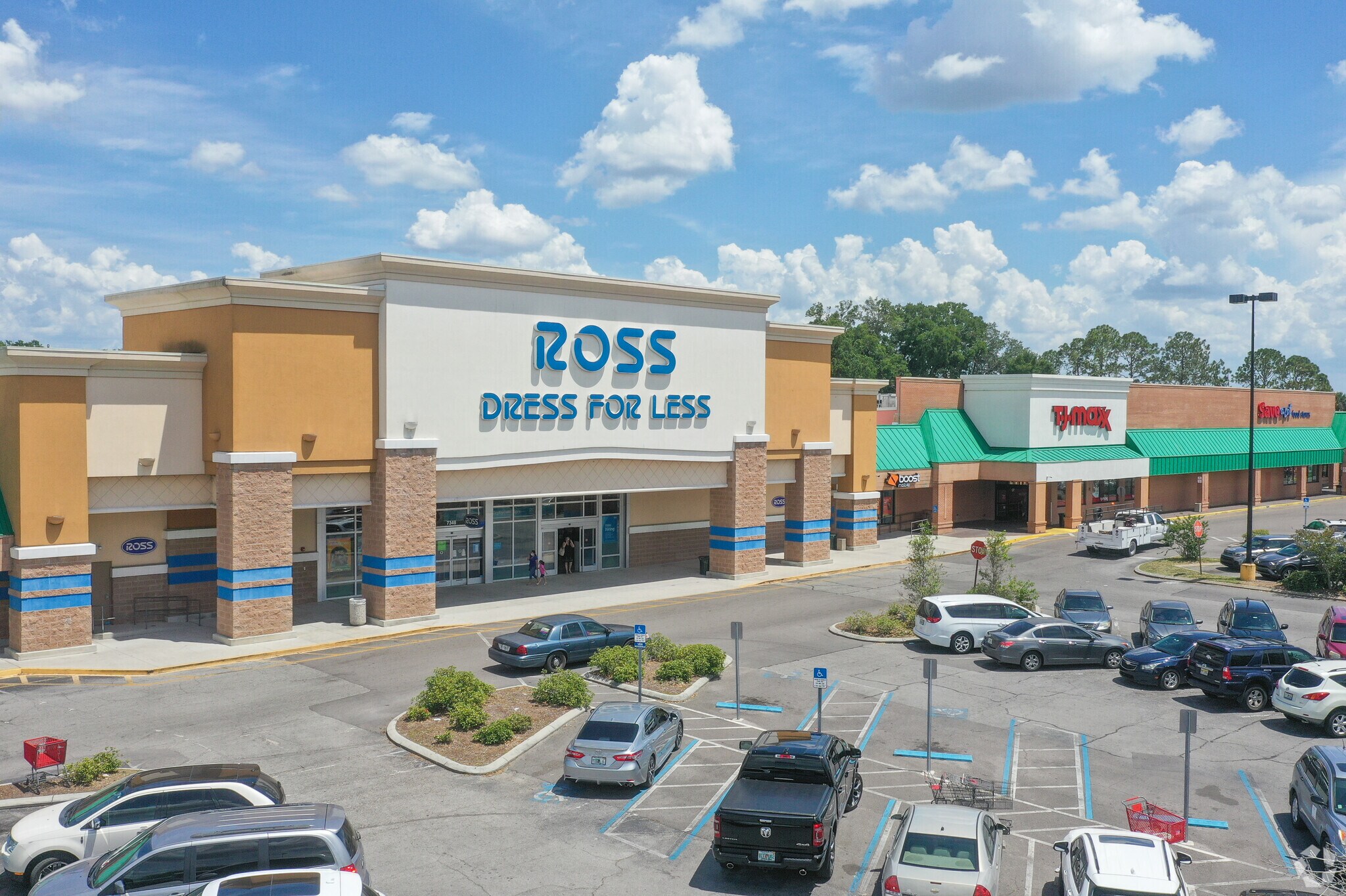 7306-7338 Gall Blvd, Zephyrhills, FL for sale Primary Photo- Image 1 of 1