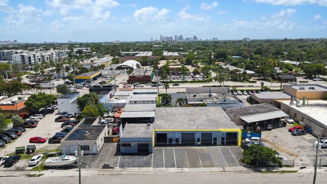 530-536 NE 32nd St, Oakland Park, FL for sale Building Photo- Image 1 of 7