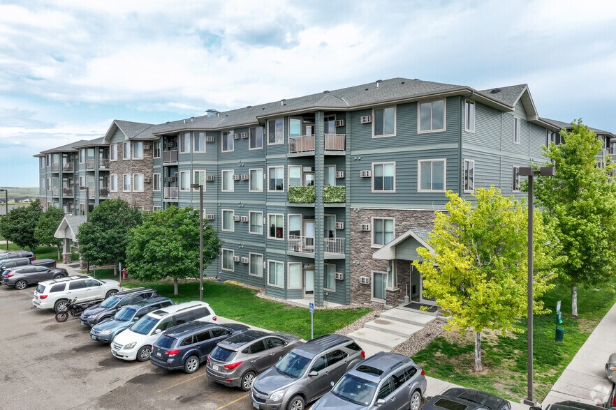 3710 26th St W, Williston, ND for sale - Primary Photo - Image 1 of 1