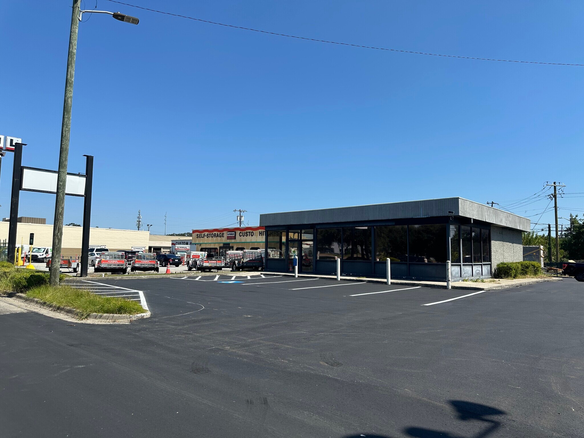 8820 Abercorn St, Savannah, GA for sale Building Photo- Image 1 of 1