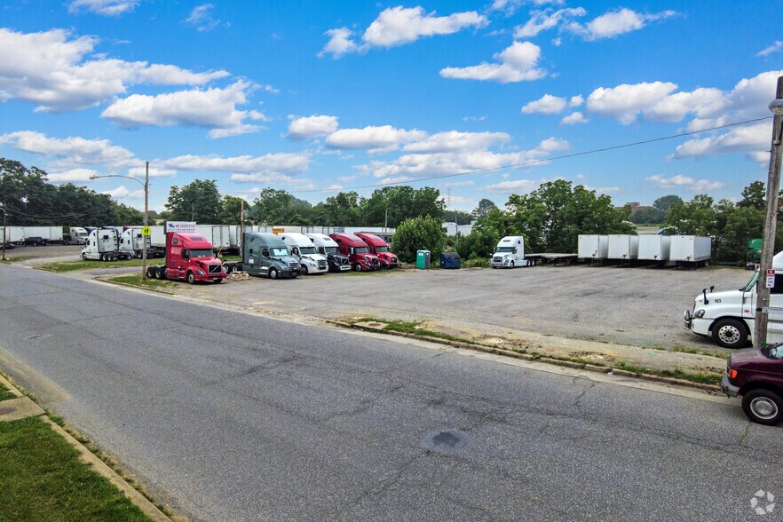 10169 Northeast Ave, Philadelphia, PA for sale - Building Photo - Image 1 of 1