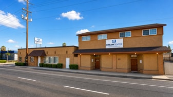 530 Union Ave, Bakersfield CA - Retail Space