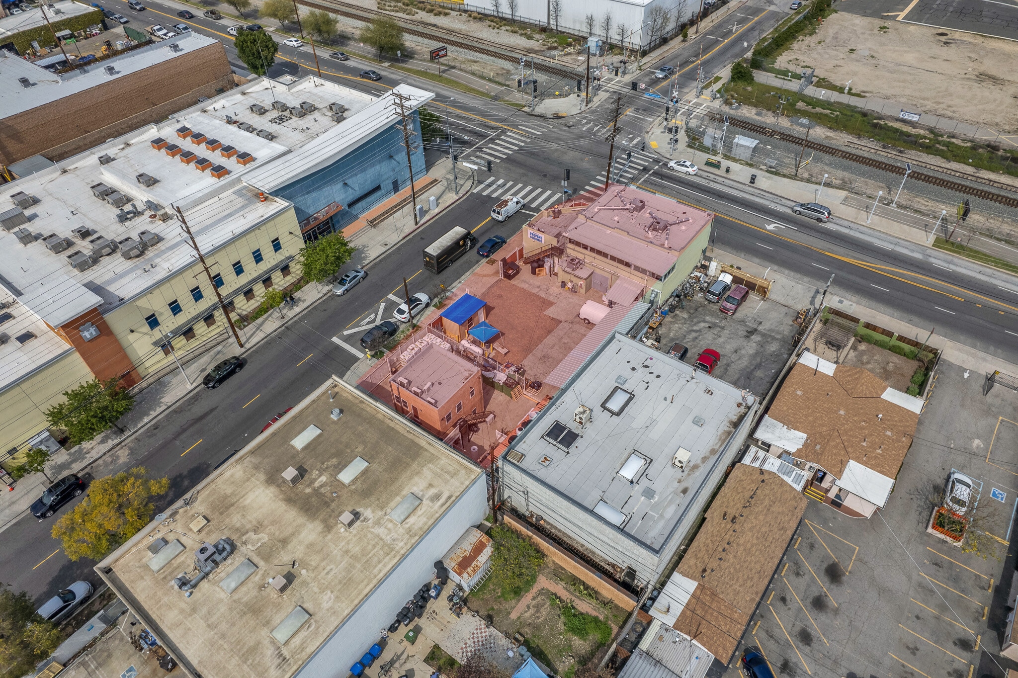 10615-10619 San Fernando Rd  