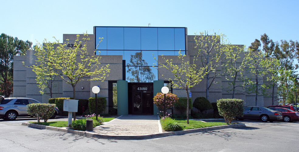 43180 Business Park Dr, Temecula, CA for lease - Building Photo - Image 2 of 7