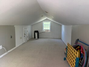 721 Holly Springs Rd, Holly Springs, NC for lease Interior Photo- Image 2 of 6