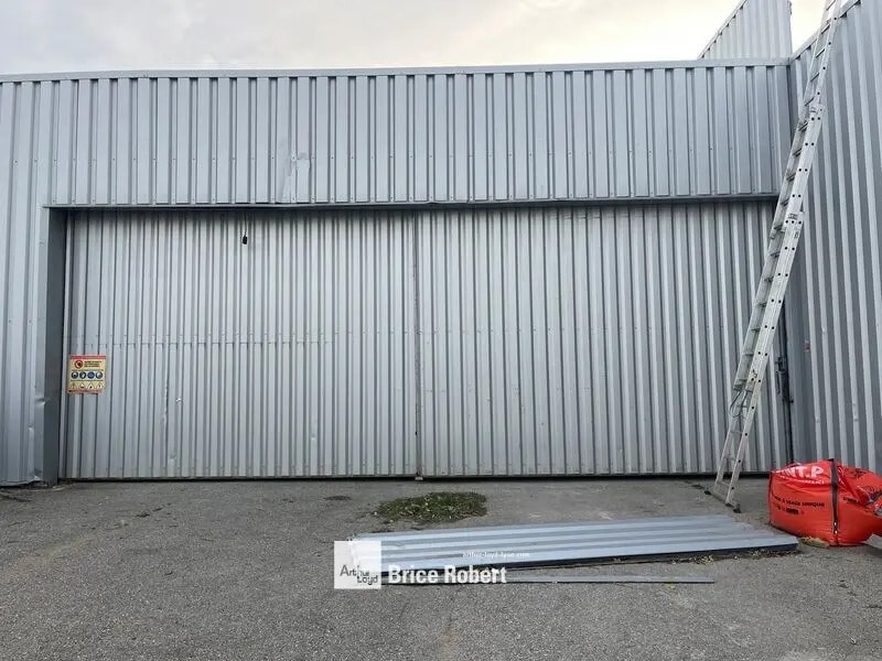 Flex in Genas for lease Building Photo- Image 1 of 5