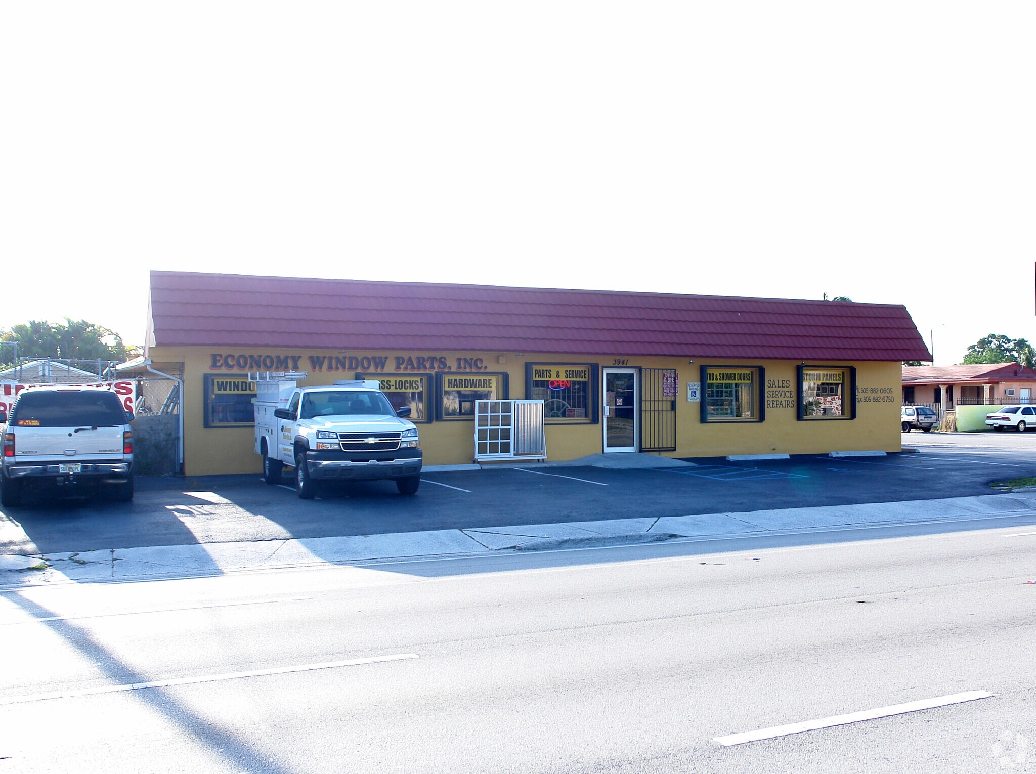 3941 E 8th Ave, Hialeah, FL for sale Primary Photo- Image 1 of 1