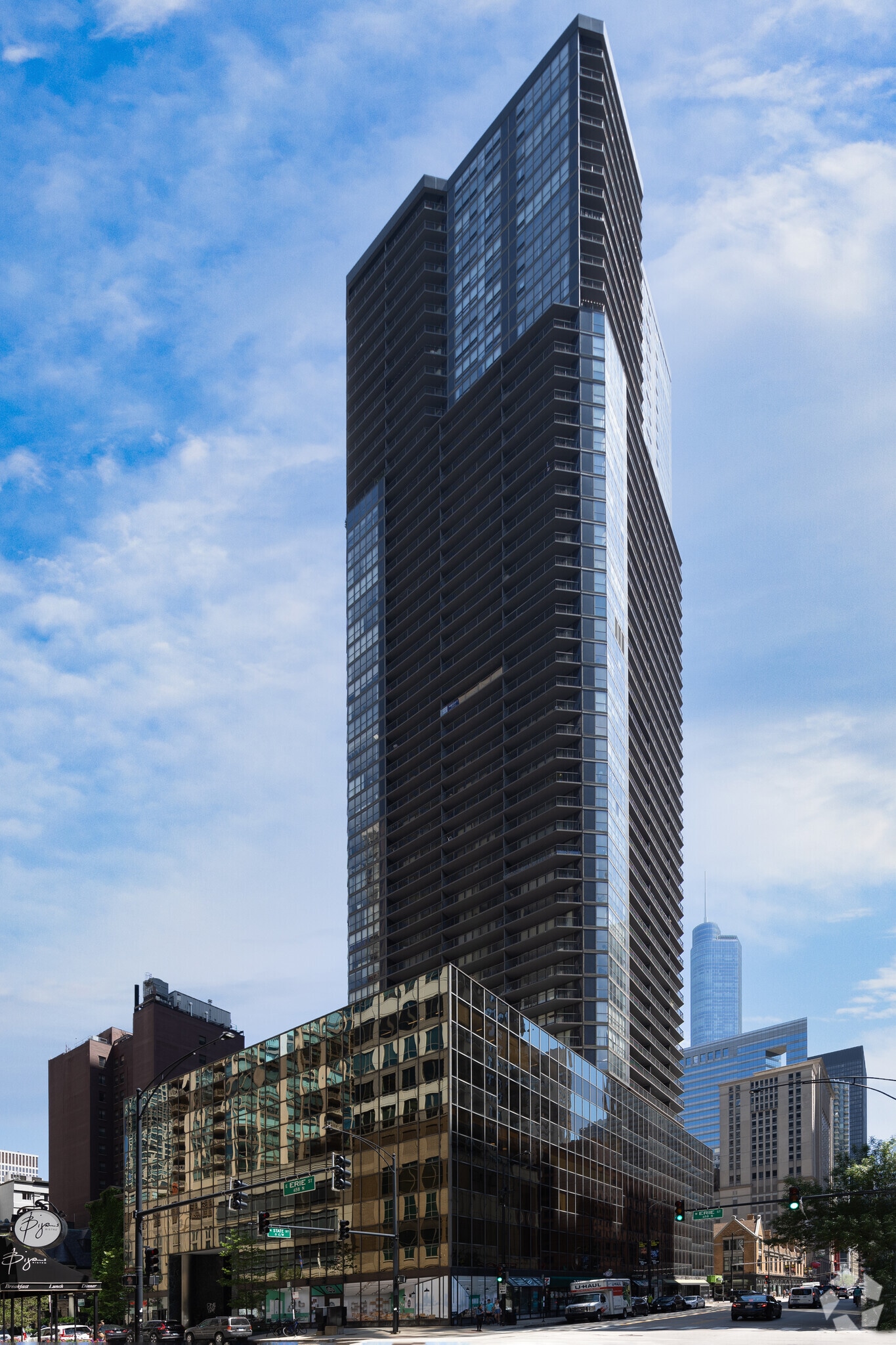 1 E Erie St, Chicago, IL for lease Building Photo- Image 1 of 5