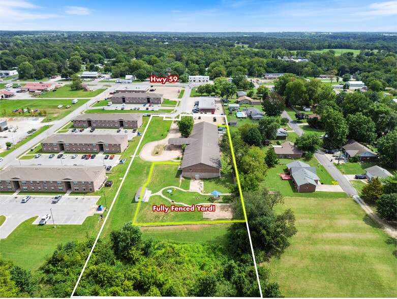 185 Rebecca St, Gentry, AR for lease - Building Photo - Image 2 of 53