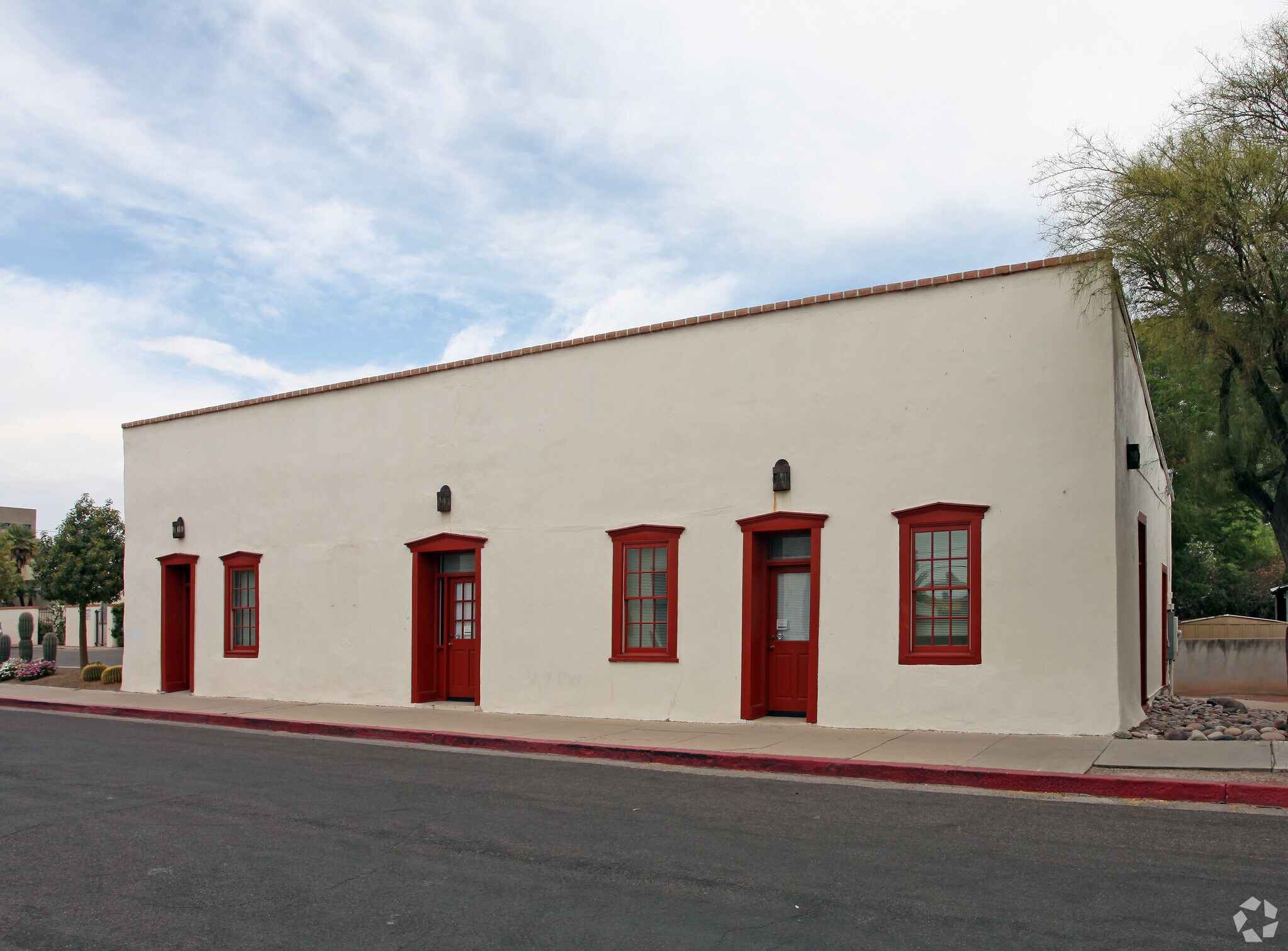 285-295 N Meyer Ave, Tucson, AZ for lease Primary Photo- Image 1 of 8