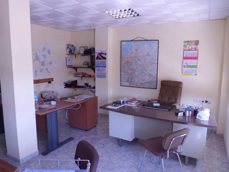 Office in El Ejido, Almería for sale - Building Photo - Image 3 of 9