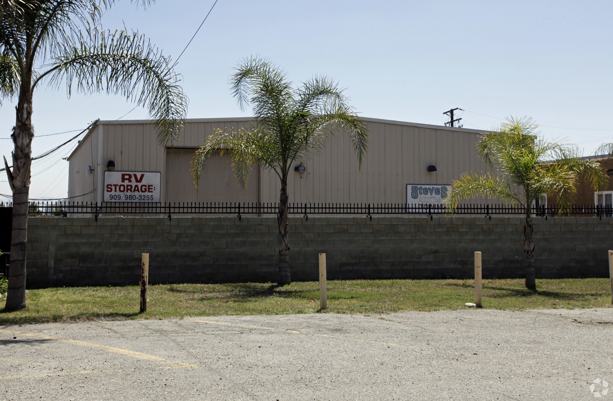 9529 8th St, Rancho Cucamonga, CA for lease Primary Photo- Image 1 of 4