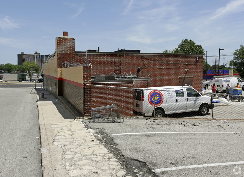 3110-3120 W Cheltenham Ave, Philadelphia, PA for lease - Building Photo - Image 3 of 4