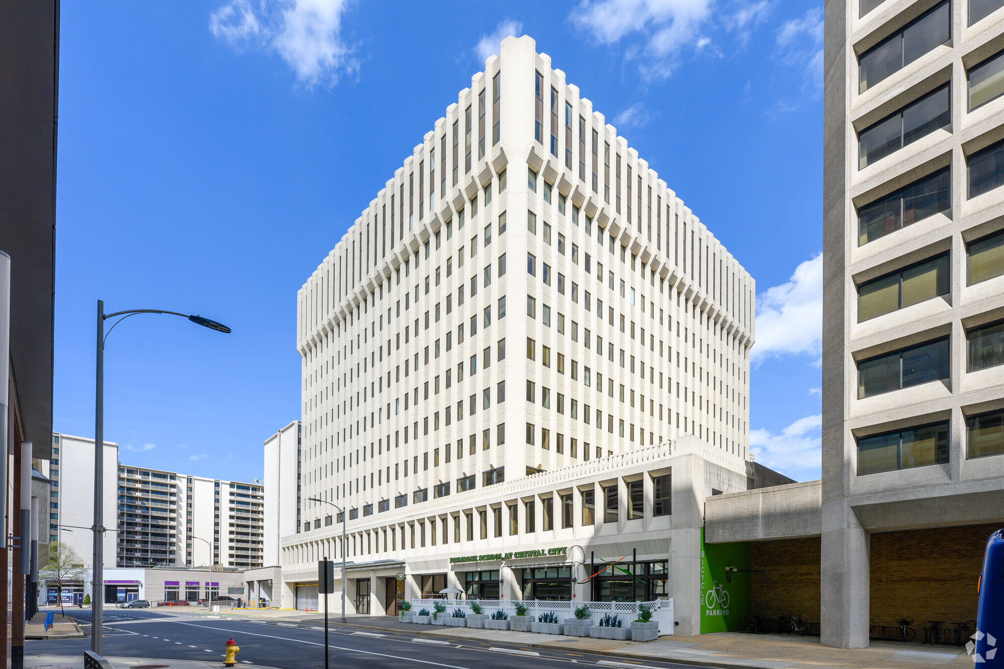 2461 S Clark St, Arlington, VA for lease Primary Photo- Image 1 of 28