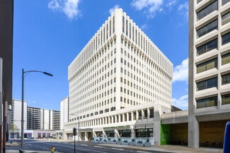 More details for 2461 S Clark St, Arlington, VA - Retail for Lease