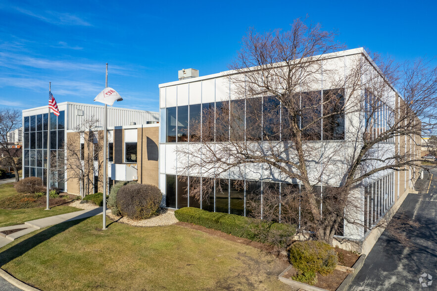 543 W Algonquin Rd, Arlington Heights, IL 60005 | LoopNet