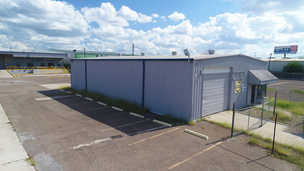 13505 Regional Dr, Laredo, TX for lease - Building Photo - Image 2 of 2