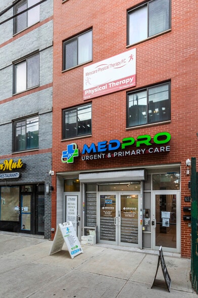 6527 Roosevelt Ave, Woodside, NY for lease - Building Photo - Image 1 of 4