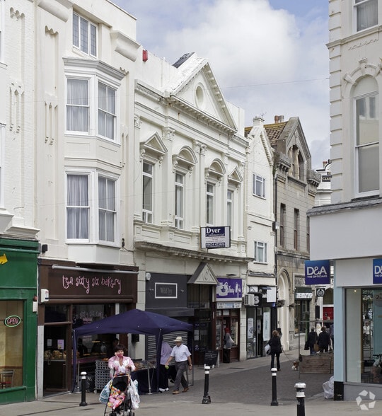 6 Station Rd, Hastings for lease - Primary Photo - Image 1 of 2