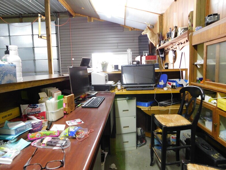 1000 W Market St, Salem, IN for sale - Building Photo - Image 3 of 4