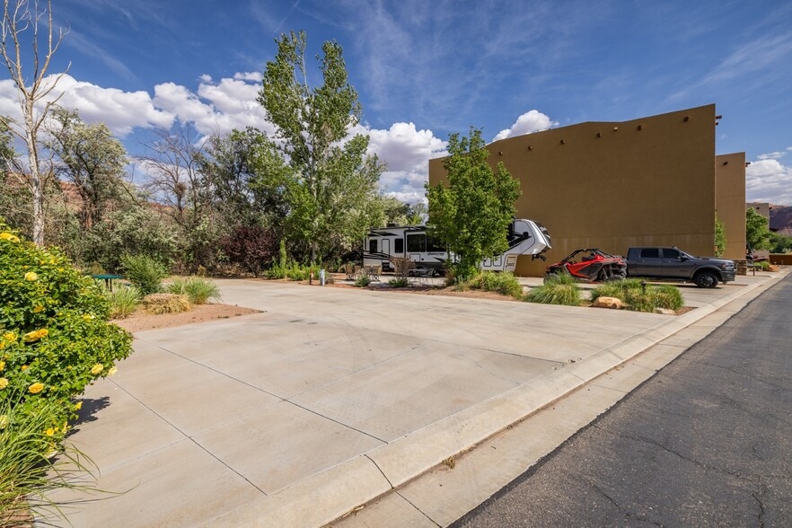 1261 Rubicon Trl, Moab, UT for sale - Building Photo - Image 2 of 59