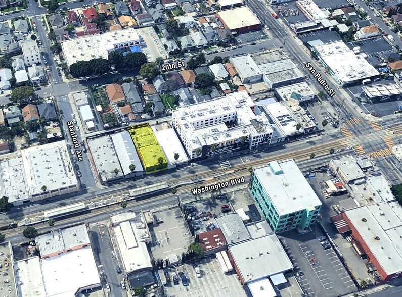 746 E Washington Blvd, Los Angeles, CA for sale - Aerial - Image 2 of 4