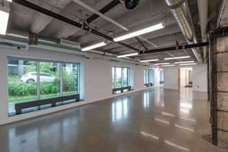 1180 Rue Des Soeurs-Du-Bon-Pasteur, Québec, QC for lease Interior Photo- Image 2 of 8