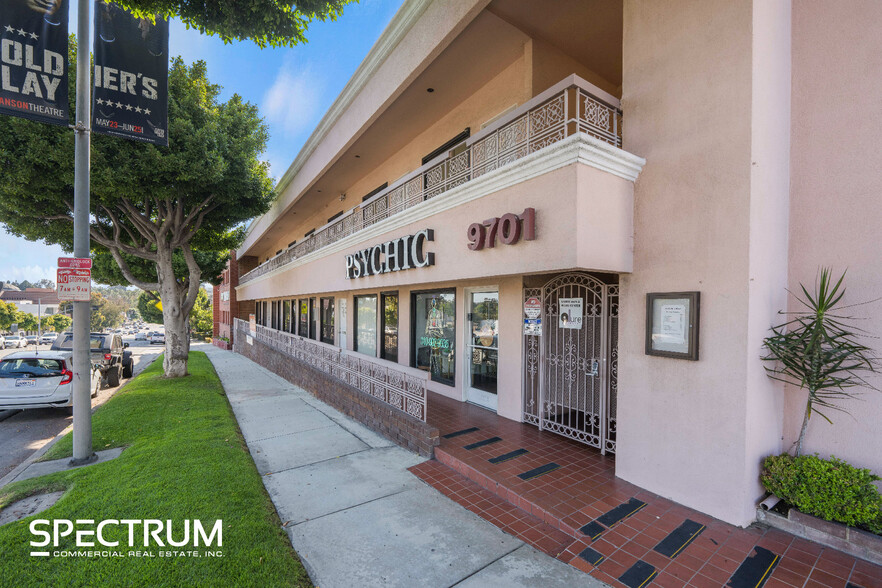 9701 W Pico Blvd, Los Angeles, CA for lease - Building Photo - Image 2 of 8