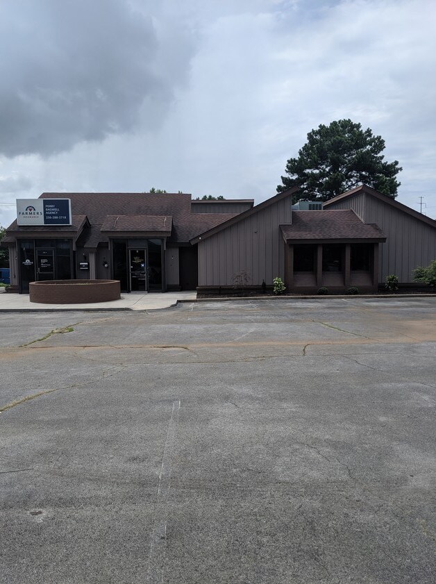 121 Lily Flagg Rd SW, Huntsville, AL for sale Building Photo- Image 1 of 1