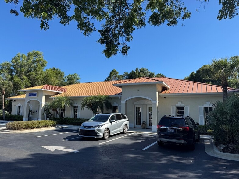 12336 Tamiami Trl, Naples, FL for sale - Building Photo - Image 1 of 3